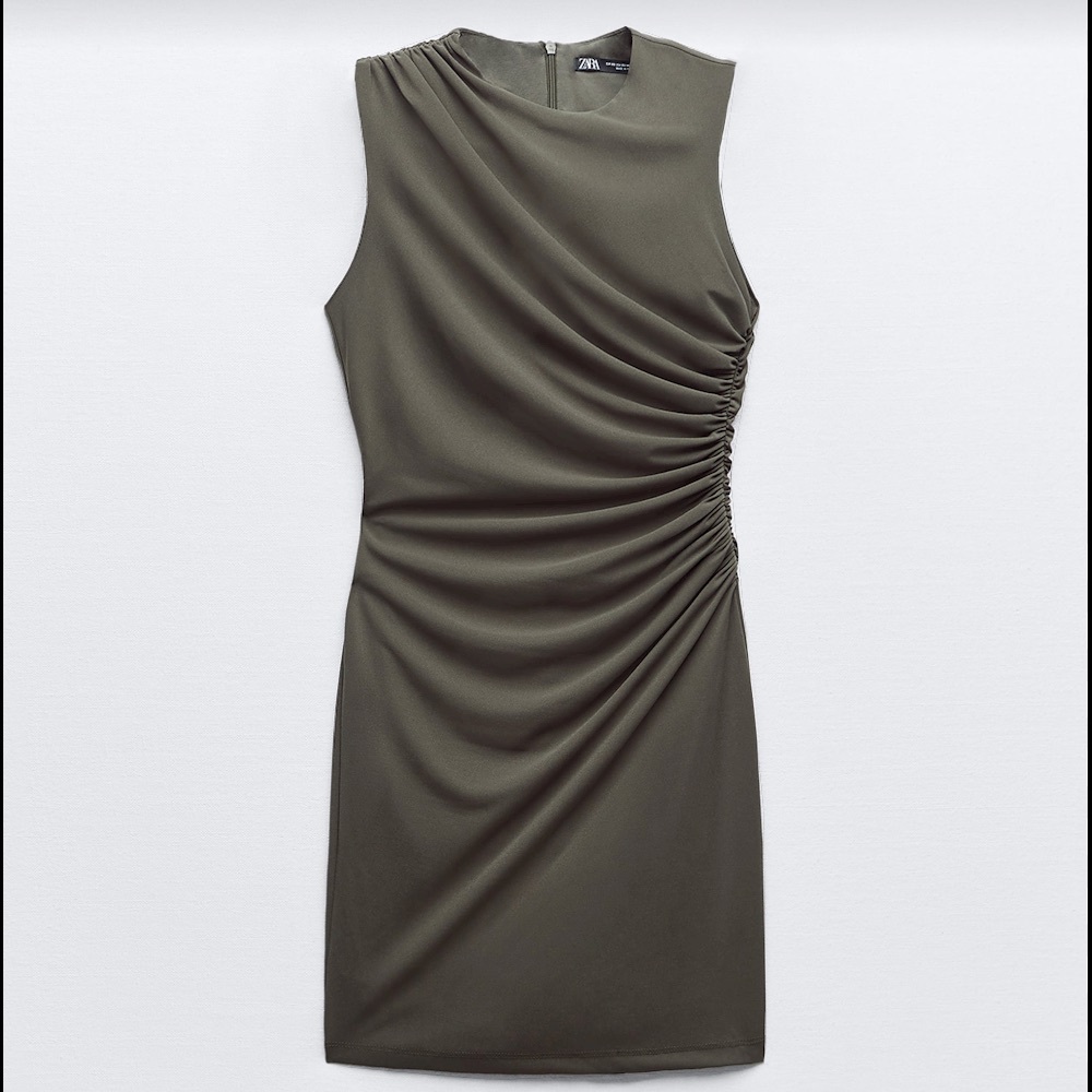Dark green round neck dress
